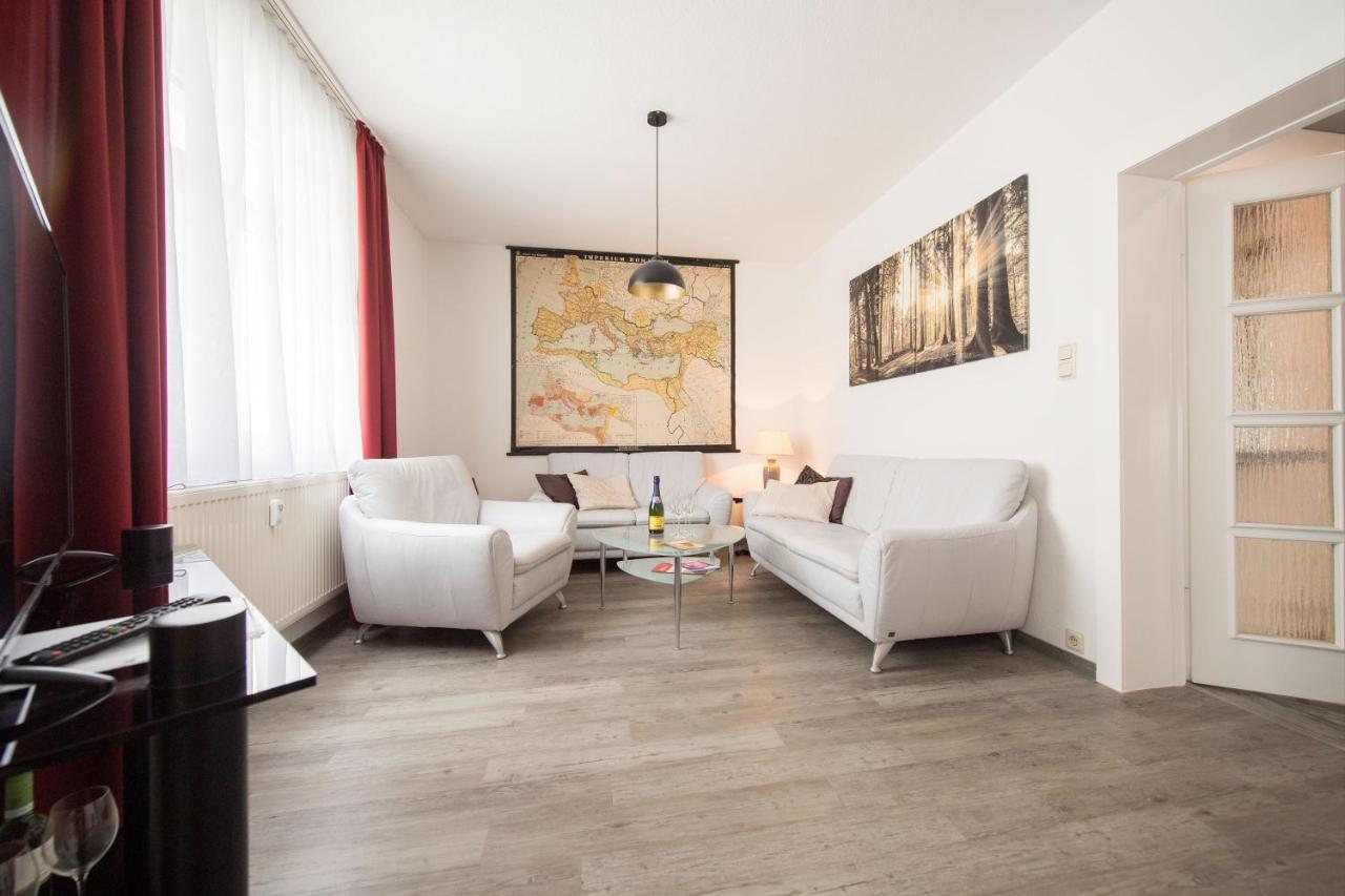 Weitblick-Ferienwohnung Άιζεναχ Εξωτερικό φωτογραφία